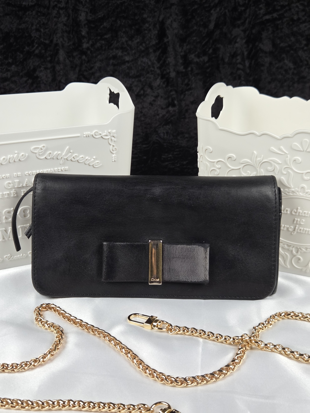 Chloé Black Bow Leather Long Wallet Soft Lambskin Gold Hardware